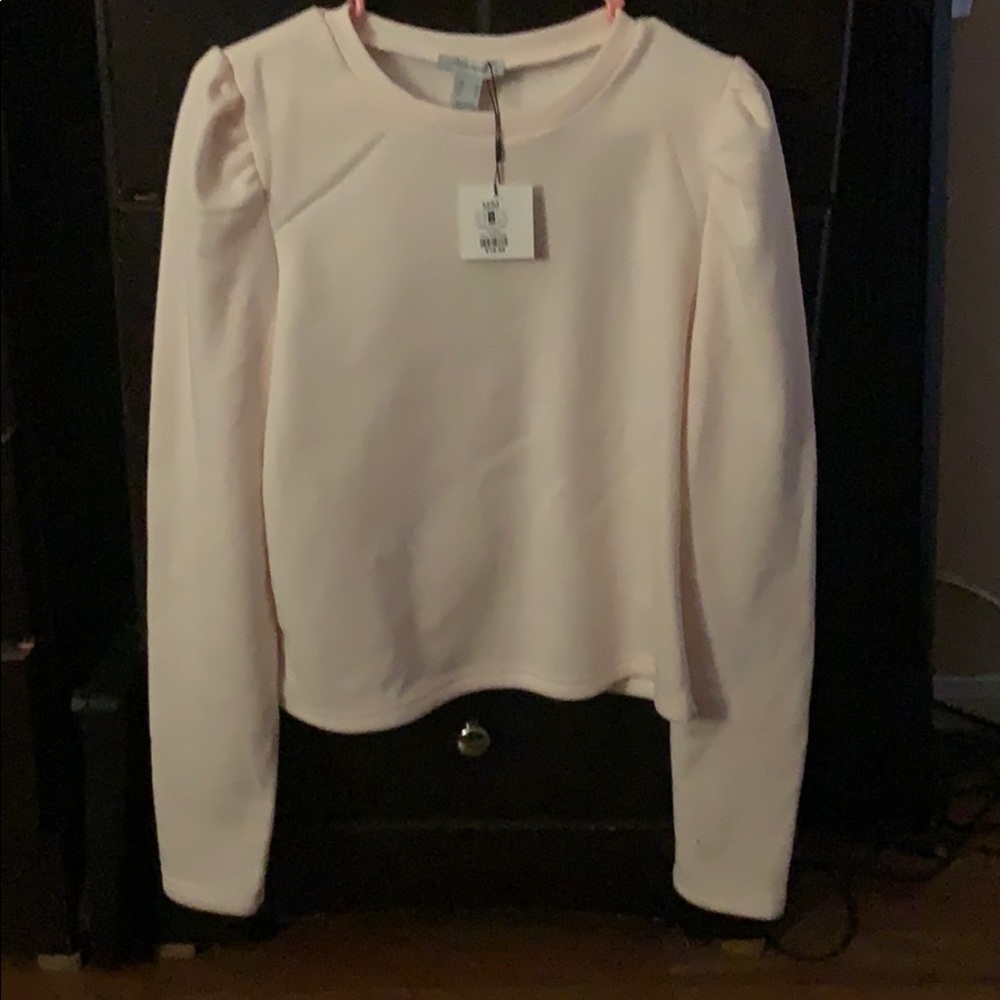 Medium cream sweater